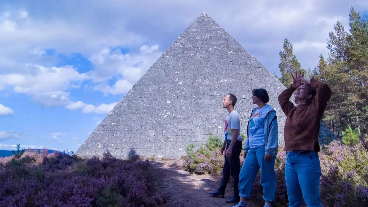 Imagen de la película Hostile Dimensions