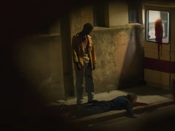 Imagen de la película Virus: 32
