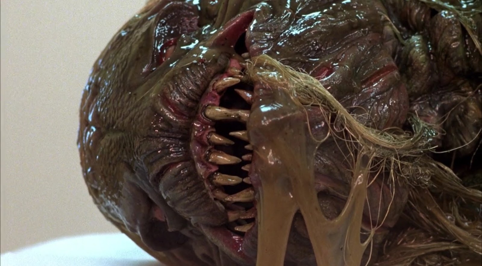 Imagen de la película Humanoides del abismo
