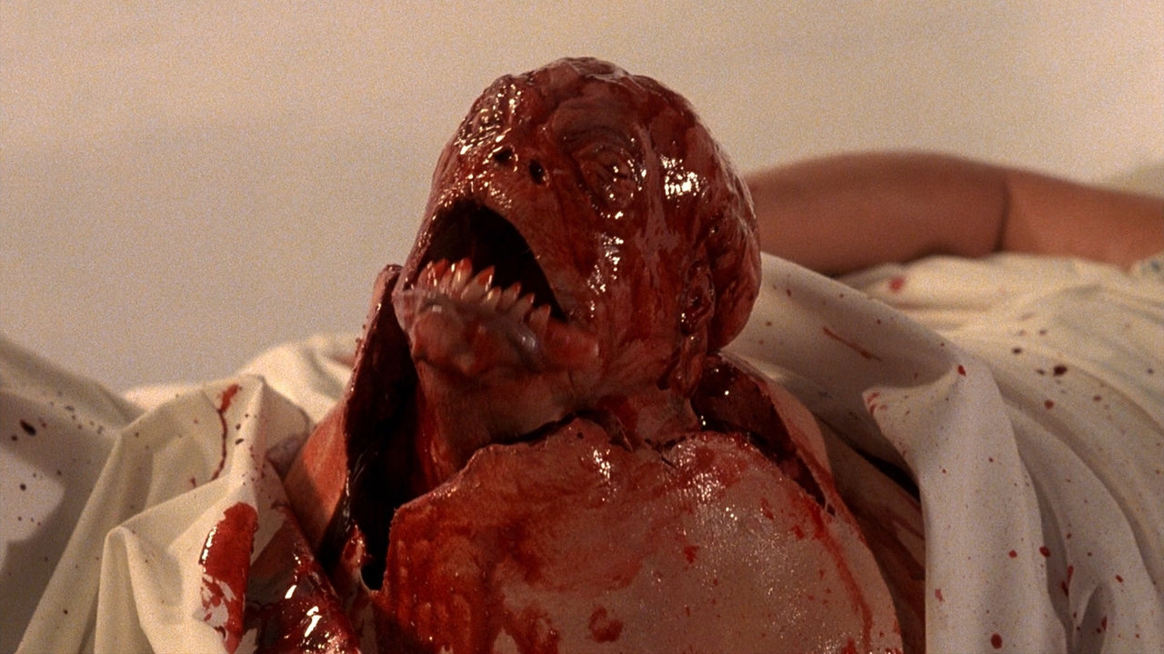Imagen de la película Humanoides del abismo