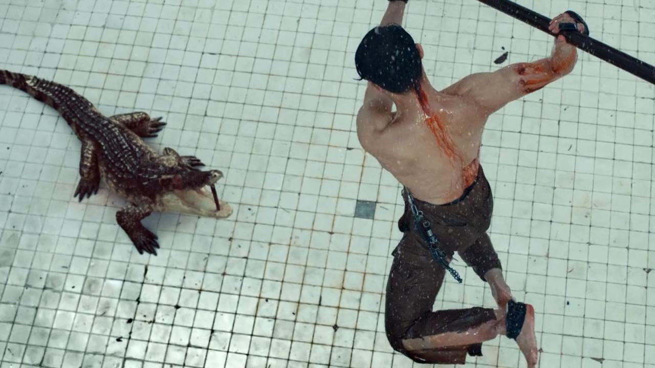 Imagen de la película The Pool, dirigida por Ping Lumpraploeng en 2018. Género: Survival